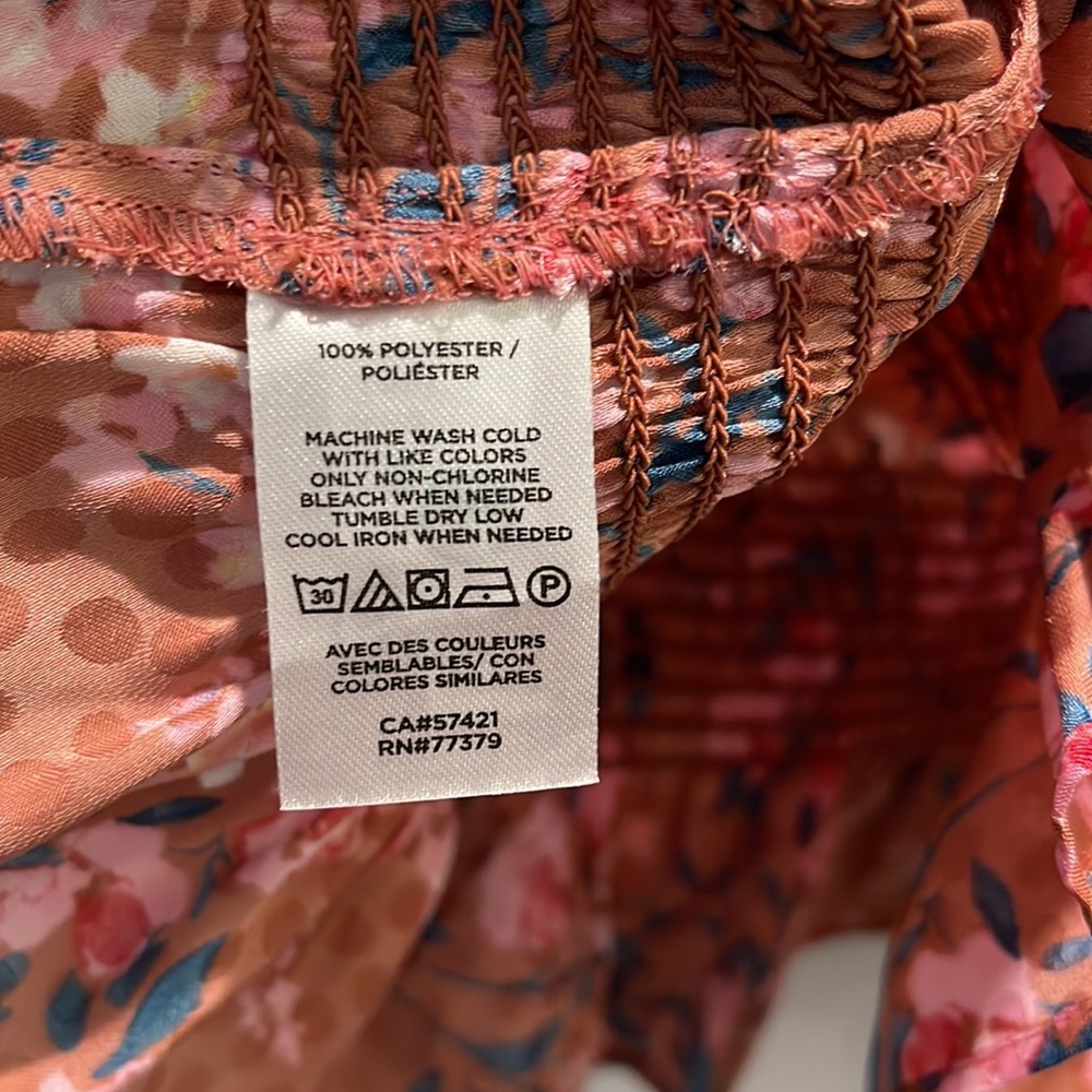 Ann Taylor light rust, pink, blue smocked sleeve and waist blouse size M NWT - Picture 5 of 8